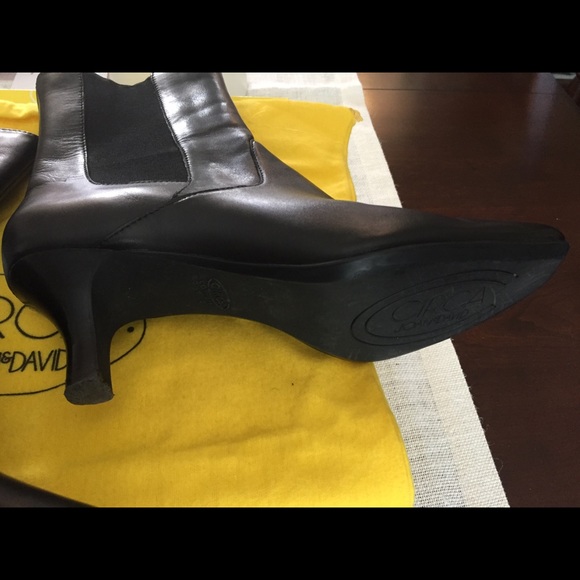 Ladies boots - Picture 2 of 5